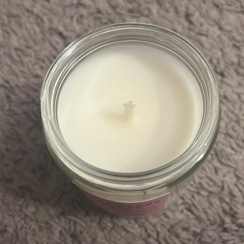 Bath and Body Works: Champagne Toast Candle - Picture 2 of 2